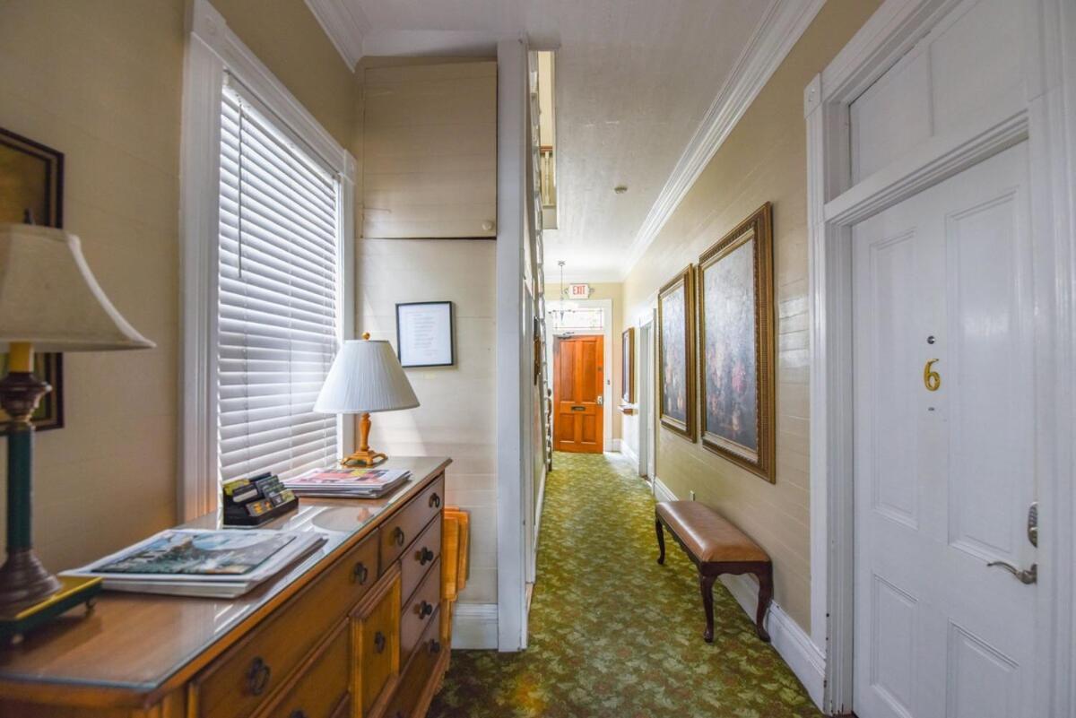 Curry House - Pool, King Bed & Balcony! Room 7 Key West Ngoại thất bức ảnh