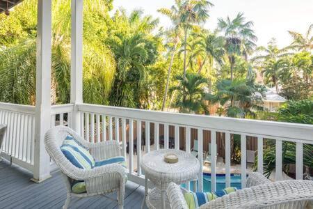 Curry House - Pool, King Bed & Balcony! Room 7 Key West Ngoại thất bức ảnh